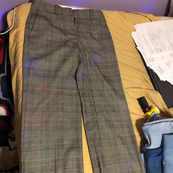 2 PAIRS OF DRESS PANTS (30$ each or 55$ for both) - Picture 3 of 8